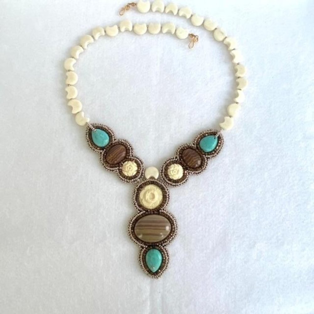 Hand Beaded Y Statement Necklace Natural Stone - Picture 4 of 13